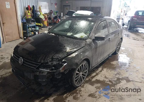 2017 Volkswagen Jetta 1.8T Sport из США, поврежденный, VIN 3VWD17AJ1HM288907